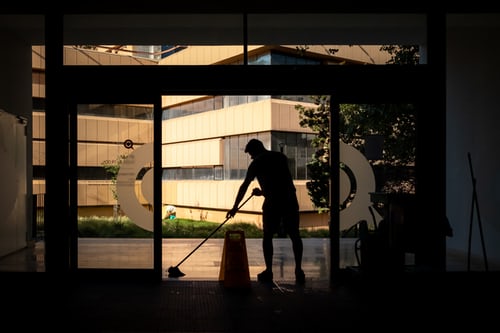 How to hire the right cleaning team for your business and its cleaning needs
